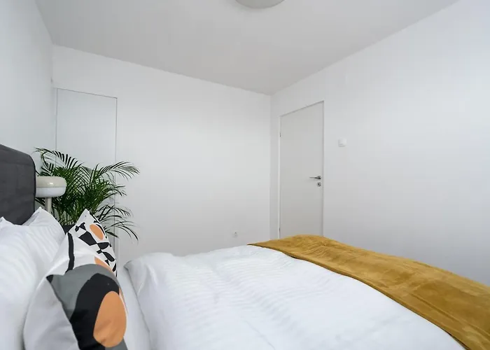Modern 2br - Dorobanti View Appartement Boekarest